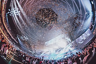 「UVERworld、14年連続のクリスマスライブ　日本武道館夜公演レポート到着」