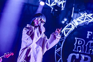 総勢約100組が出演するロック大忘年会【RADIO CRAZY 2023】が開幕