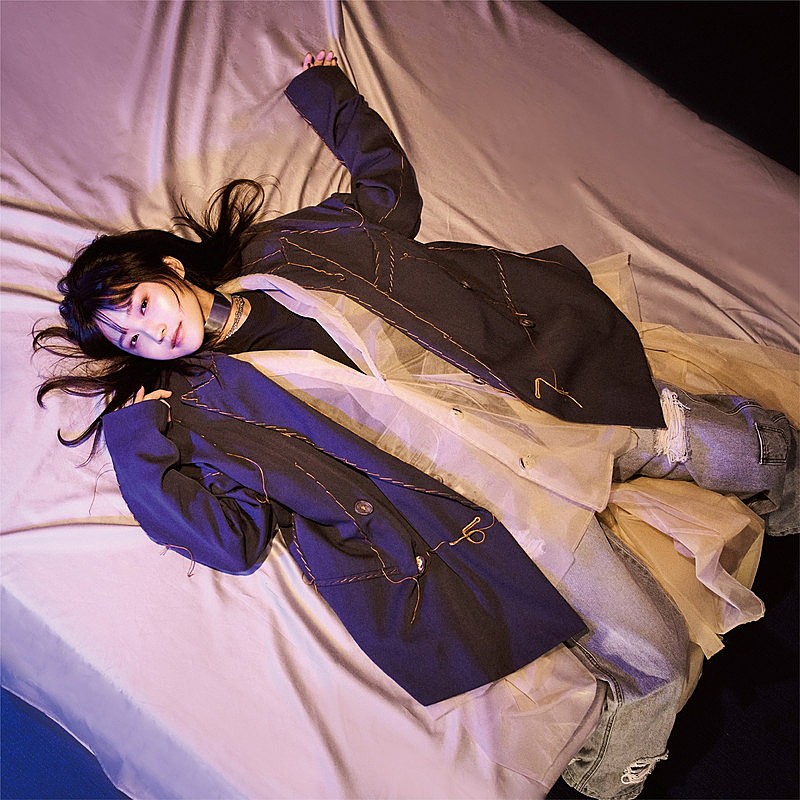 「鞘師里保 シングル『Hi(gh) Life』ファンクラブ限定盤A」3枚目/9