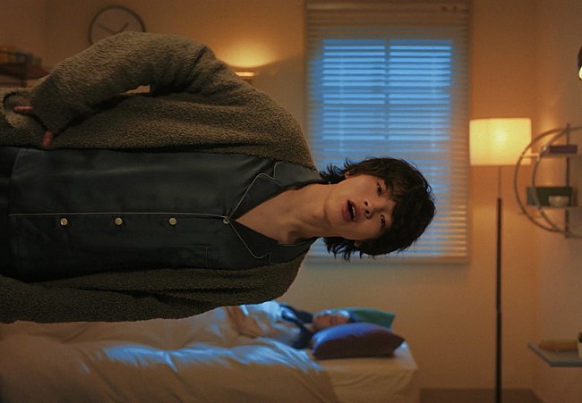 「imase、切なく不思議な「ミッドナイトガール」MV公開」1枚目/6