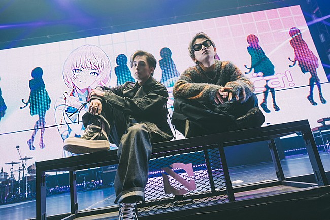 「Novel Core、オーラル山中拓也＆花譜を迎えた新曲「カミサマキドリ」ライブ映像を公開」1枚目/4