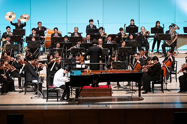 「H ZETT M、初のフルオーケストラ公演開催　興奮と感動にあふれた贅沢なコラボ」1枚目/10