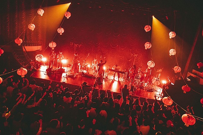 「和ぬか、新春ライブで魅せた次世代王道を指し示すオリエンタルなラテンポップ」1枚目/10