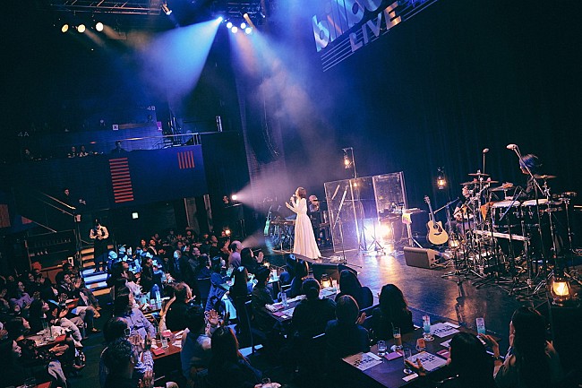 「阿部真央、初の単独ビルボードライブ東京公演のオフィシャルレポートが到着」1枚目/10