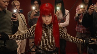 「a子、脳の中を“惑星”に例えたメジャーデビューシングルMV公開」