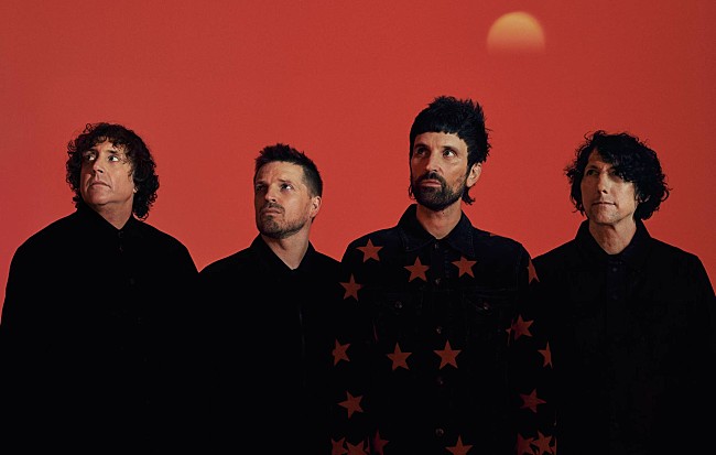 「カサビアン、疾走感溢れるダンス・ロック・ナンバー「コール」を解禁」1枚目/2