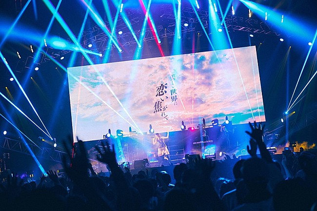 「milet、日本武道館公演映像作品のダイジェスト＆プレミアム上映入場者特典を公開」1枚目/5