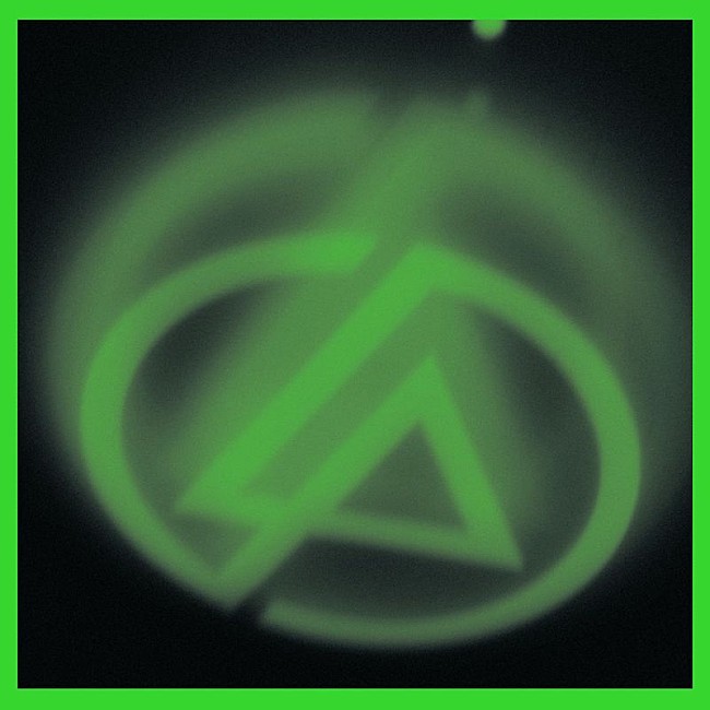 「リンキン・パーク、未発表音源含むグレイテストヒッツAL『ペイパーカッツ』4月リリース」1枚目/5