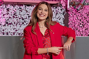 「ミリー・ボビー・ブラウン、自身が“テイラーが常にどこにいるのかを正確に”把握している“ガチなスウィフティー”と公言」