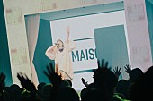 「＜ライブレポート＞MAISONdes、2ndライブでasmi／花譜／水槽らが“内覧者”を物語へいざなう＆シークレットゲストにハローキティも登場」1枚目/70