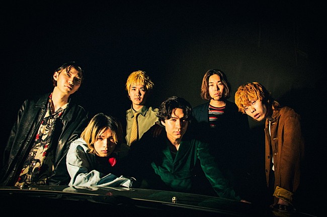 「Billyrrom
」7枚目/9