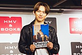 「EXILE NAOTO、ファンの声が後押しになった写真集『Onesta』発売、次のライブのセットはシチリア風？」1枚目/11