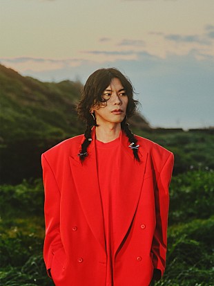 「米津玄師、NHK連続テレビ小説『虎に翼』主題歌「さよーならまたいつか！」新アーティスト写真公開」