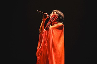 「＜完全版ライブレポート＞Superflyが感謝と癒しを届けた【Heat Wave】ツアーファイナル」