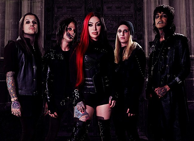 「メタル界のレディー・ガガ、アッシュ・コステロ率いるニュー・イヤーズ・デイが新作日本盤を5月にリリース」1枚目/2