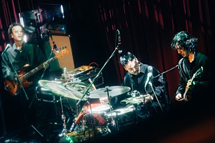 「＜ライブレポート＞CRCK/LCKS、キャリア初ビルボードライブ公演ならではのアレンジで魅せた至極の一夜」