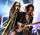 「エアロスミス、延期になっていたフェアウェル・ツアー新日程を発表」1枚目/1