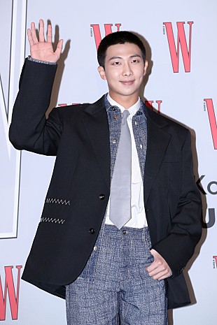 「RM、2ndソロ・アルバム『Right Place, Wrong Person』を5/24にリリースへ」