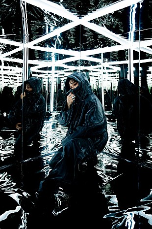 「Yaffle x AI、映画『ゴジラxコング 新たなる帝国』日本版主題歌のMVティザー映像公開」