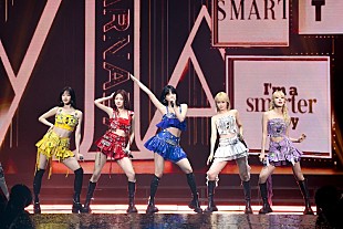 「LE SSERAFIM、ソウルでのファンミ開催「いつも信じてそばにいてくれてありがとう」」