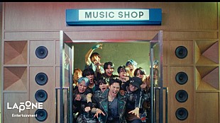 「JO1、8thシングル『HITCHHIKER』より“ハートの振り付け”披露の「Love seeker」MV公開」