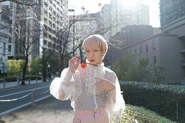 「＜わたしたちと音楽 Vol.39＞ゆっきゅんが語る、ちょっと自由な男の子としての活動で枠組みを広げていくこと」1枚目/1