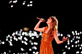 「テイラー・スウィフト、『TTPD』の“大好きな曲のひとつ”「Guilty as Sin?」をスウェーデン公演で初披露」1枚目/1