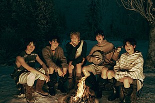 「TOMORROW X TOGETHER、森の中で“君”の詩を綴る『誓い (CHIKAI)』コンセプトフォト「to U」公開」