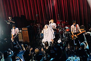 「NARITA THOMAS SIMPSONが駆け抜けた濃密なライブシリーズ　最終日にはMISIAが華を添える」