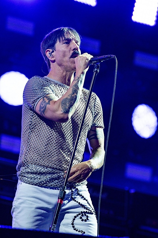 「レッチリ来日公演、観客を昇天させた”ベストヒット満載”のSPライブ」1枚目/5