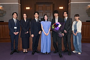 「miletが『アンチヒーロー』撮影現場に陣中見舞い訪問、長谷川博己の言葉に涙「私も報われた」」