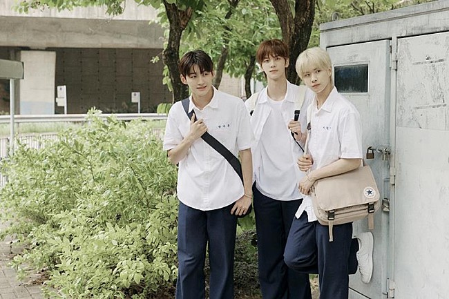 「(P)&amp;(C) PLEDIS Entertainment」3枚目/5