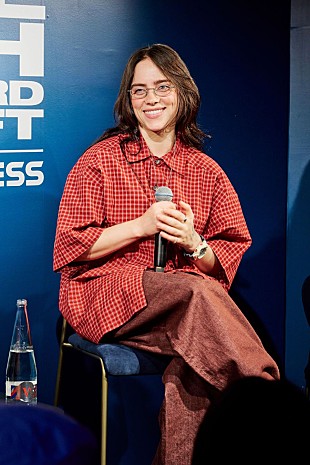 「来日中のビリー・アイリッシュ、ファン・イベントで日本への愛を語る」