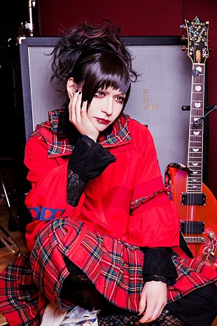 「準々（DOG inThePWO）のソロプロジェクト“ジュンペロ”、 V系ボーカル6名を迎えた最新音源『私淑』リリース」