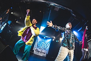 「“みんなの明日を少しでも良いものに”OverTone、全国ツアー東京公演で新曲サプライズ披露」