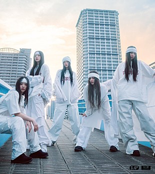 「NewJeansの来日ファンミーティングがWOWOWで独占放送、4か月連続特集」