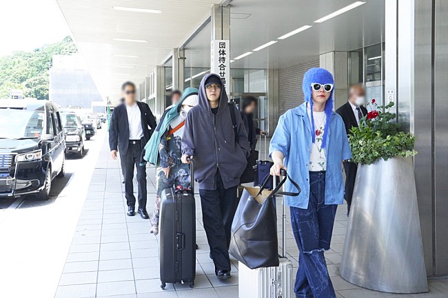 「Mrs. GREEN APPLEがスタジアムツアーのため神戸入り」1枚目/1