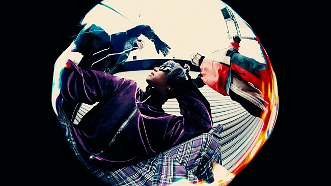 「武瑠「時代とチューニングが合ってきた」苦悩と希望のオフィシャルインタビュー公開！『進撃の巨人』着想の新曲「SLY DEVIL」やワールドツアーについても」1枚目/9