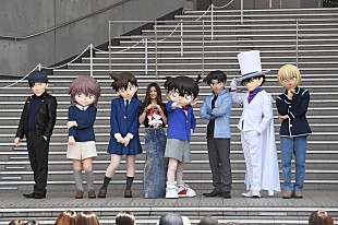 「倉木麻衣、【名探偵コナンランド】オープニングステージにキャラクターたちと参加＆歌唱」
