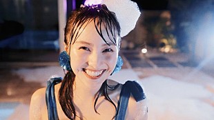 「ももクロ・百田夏菜子、「熱帯夜 Fantasy」MV公開」
