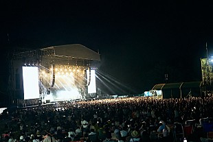 「【FRF '24】ザ・キラーズによる感動ステージ、Awichのクイーンっぷり、テディ・スウィムズの熱唱で初日キックオフ」