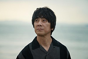 山崎まさよし Live Anthology 限定非売品 山崎まさよし、ニューSG『フリト』ジャケ写＆アー写公開 | Daily News