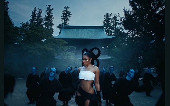 「ミーガン・ザ・スタリオン、千葉雄喜／笠松将出演の「Mamushi」MV公開」1枚目/2