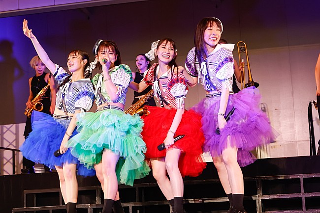 「TEAM SHACHI、真夏の東武動物公園で大型ワンマンライブ【シャチサマ】開催　DAY1ではユニット曲2曲を初披露」1枚目/31