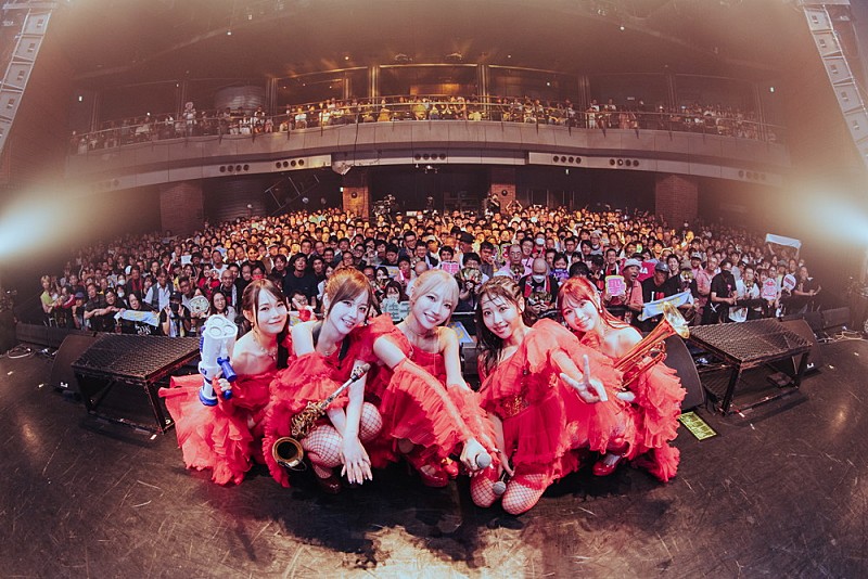 「＜ライブレポート＞C;ON、針NEEDLEとのコラボ演出で魅せた唯一無二のエンターテインメント」1枚目/5