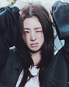 「HUH YUNJIN」6枚目/8