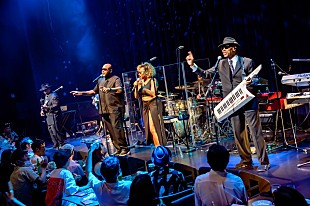 「＜ライブレポート＞ジミー・ジャム＆テリー・ルイス、40年のキャリアを網羅するヒット曲の数々に場内大興奮　米国を代表するプロデューサー・コンビの初来日公演」