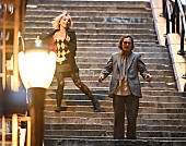 「レディー・ガガとホアキン・フェニックス、映画『ジョーカー2』で生歌を披露しながら撮影したと明かす」1枚目/1