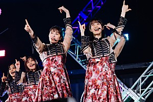 櫻坂46、成長し続けるメンバーがファンを魅了した【9th Single BACKS