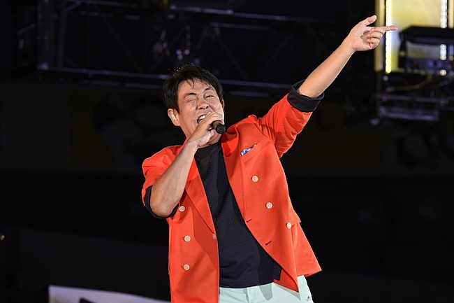 「TUBE、聖地“ハマスタ”35回目の公演に34,000人が熱狂　DA PUMP／北山たけしとコラボ披露」1枚目/5